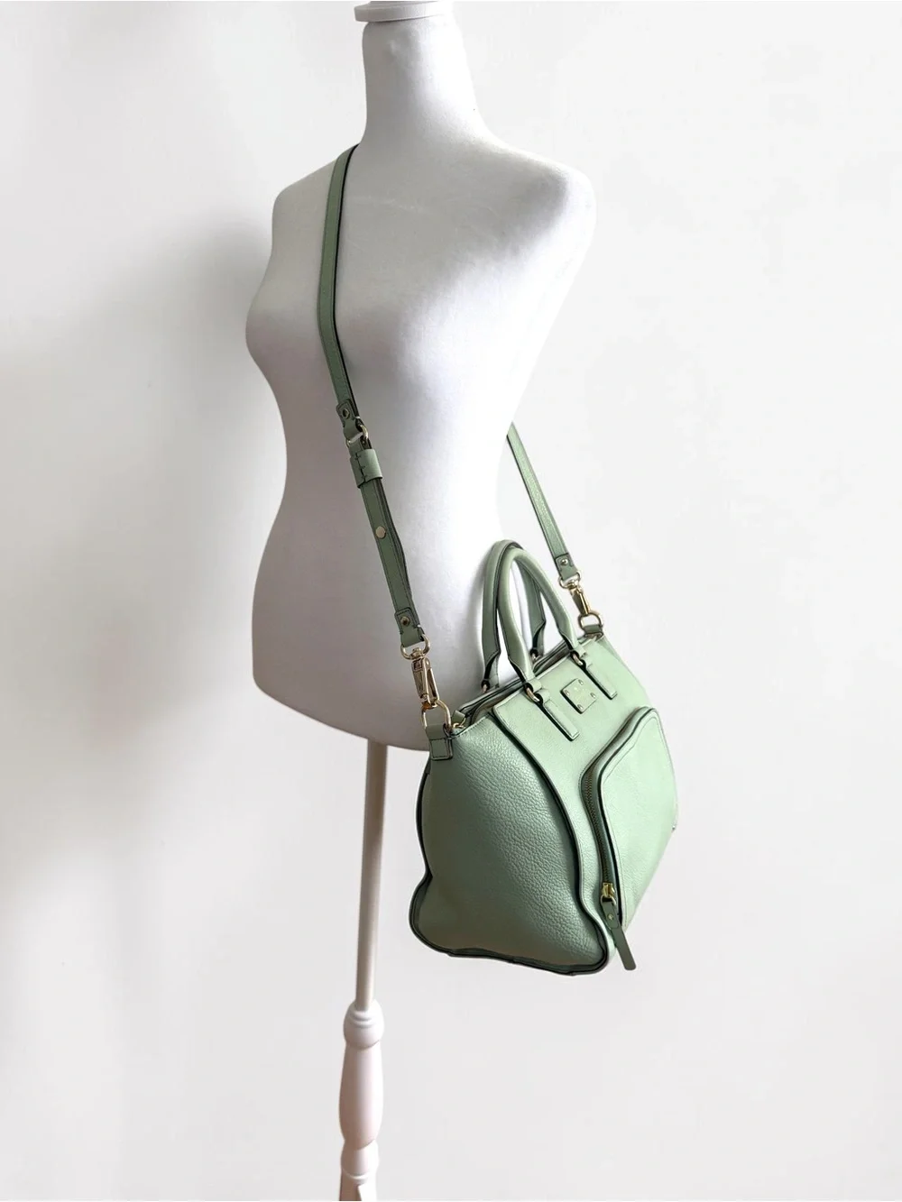 Kate Spade New York Mint Green/Blue Pebbled Leather Satchel Crossbody Purse